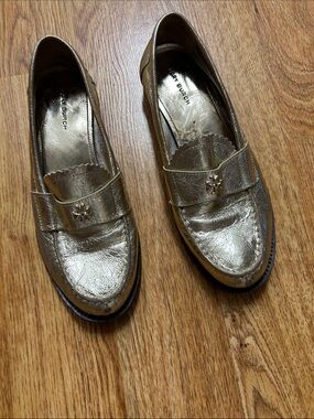 Tory Burch Metallic Gold Moccasin Size 6M